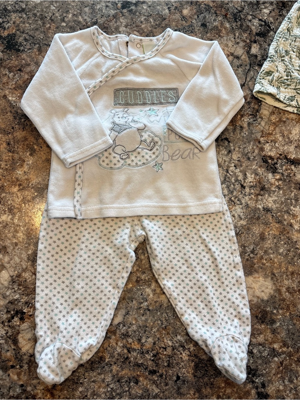 Kids White & Mint 'Cuddles' Footed Pajama Set